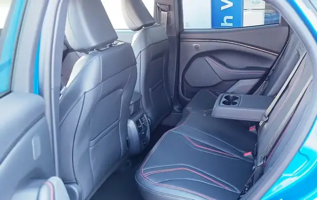 Ford Mustang Mach-E Elektro 88kWh Extended Range AWD Premium Ansicht 9