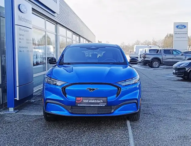 Ford Mustang Mach-E Elektro 88kWh Extended Range AWD Premium Ansicht 2