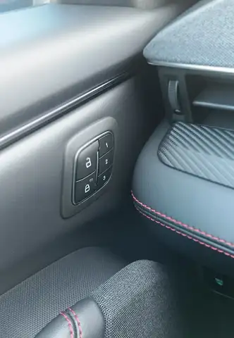 Ford Mustang Mach-E Elektro 88kWh Extended Range AWD Premium Ansicht 20