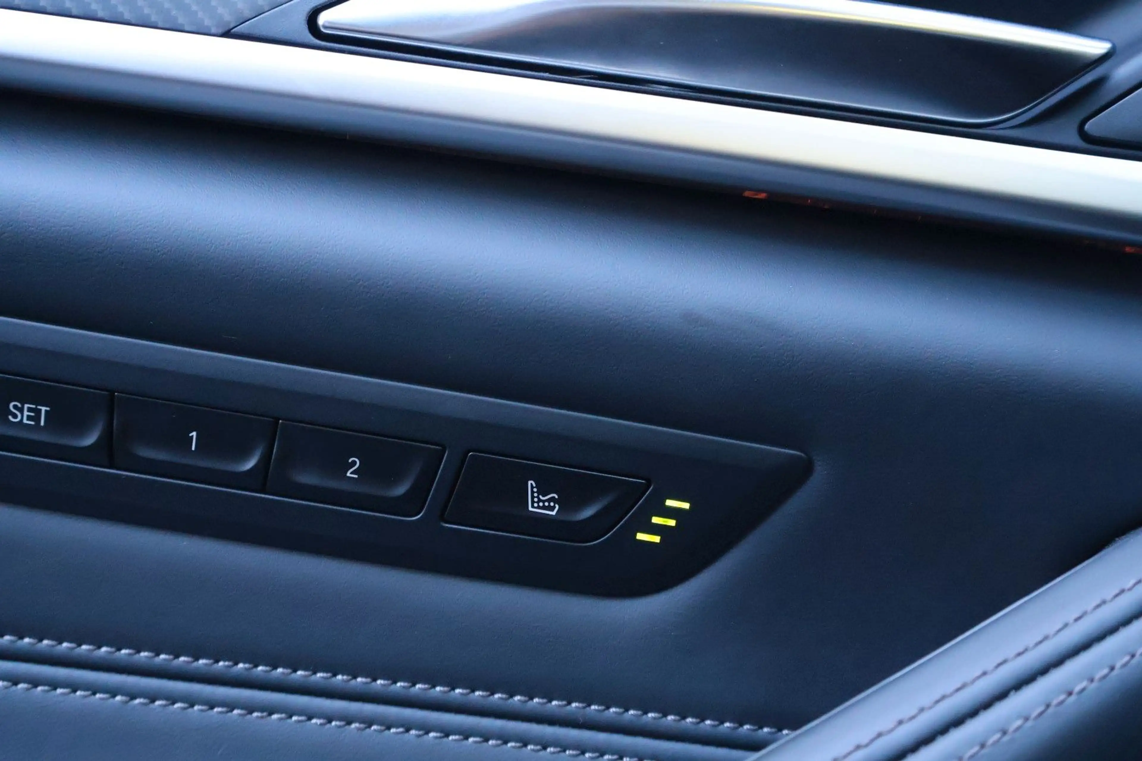 BMW 550 i xDrive/MASSAGE/H&K/360°/HUD/SOFTCLOSE — photo 12