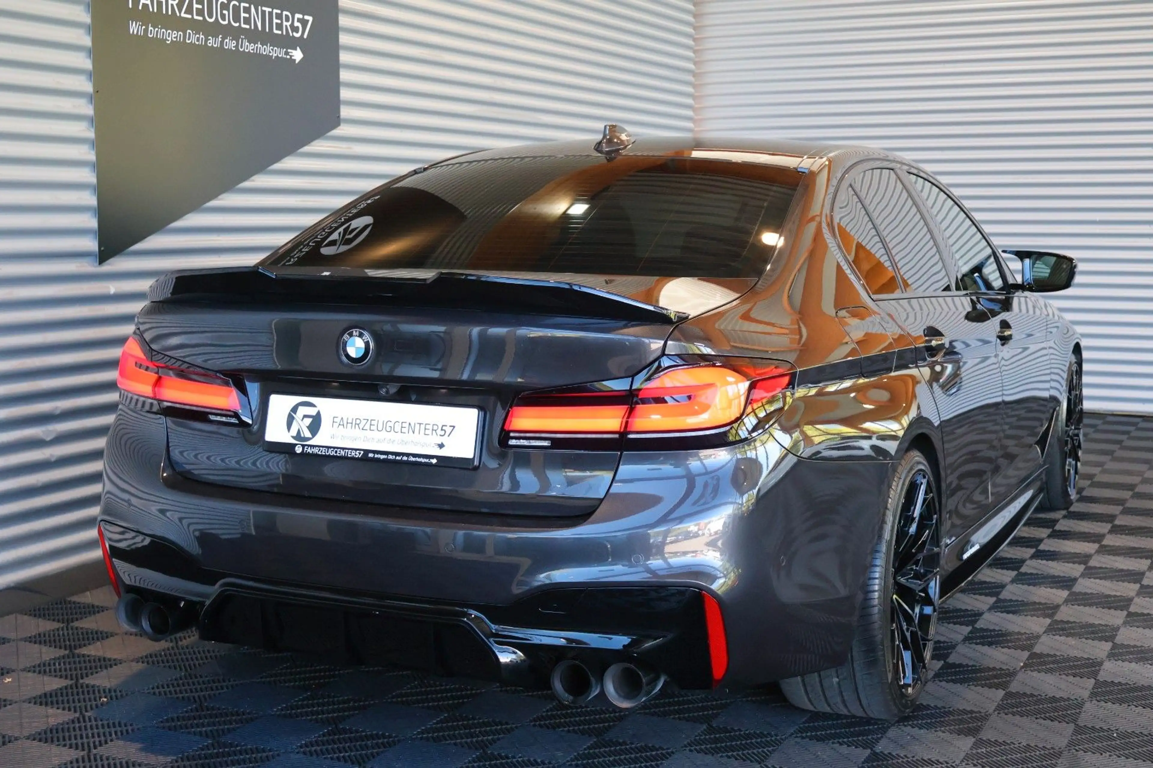 BMW 550 i xDrive/MASSAGE/H&K/360°/HUD/SOFTCLOSE — photo 8