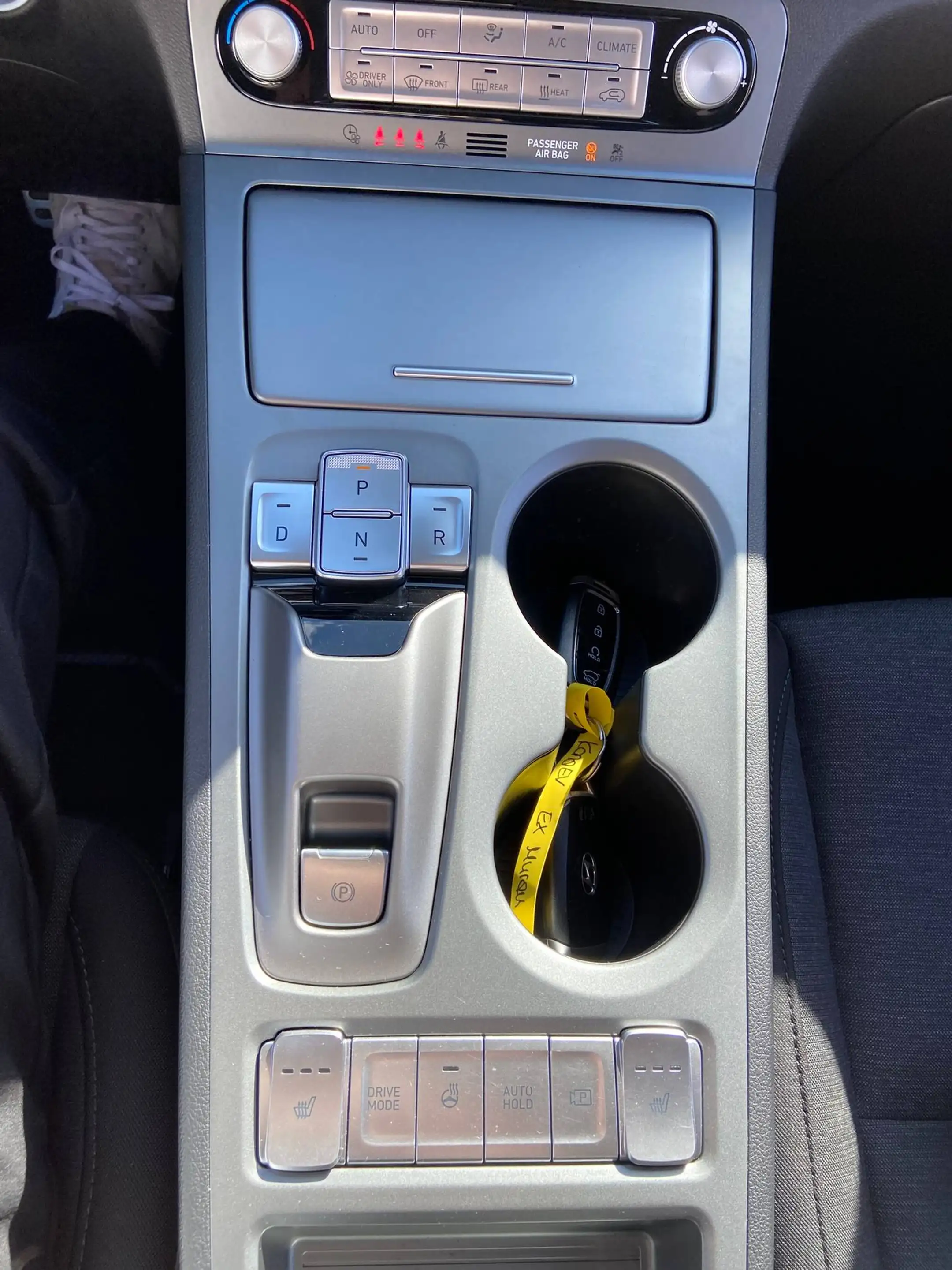 Hyundai KONA EV Trend Navi PDC vo+hi Klimaauto SHZ LHZ Alu WKR — photo 14