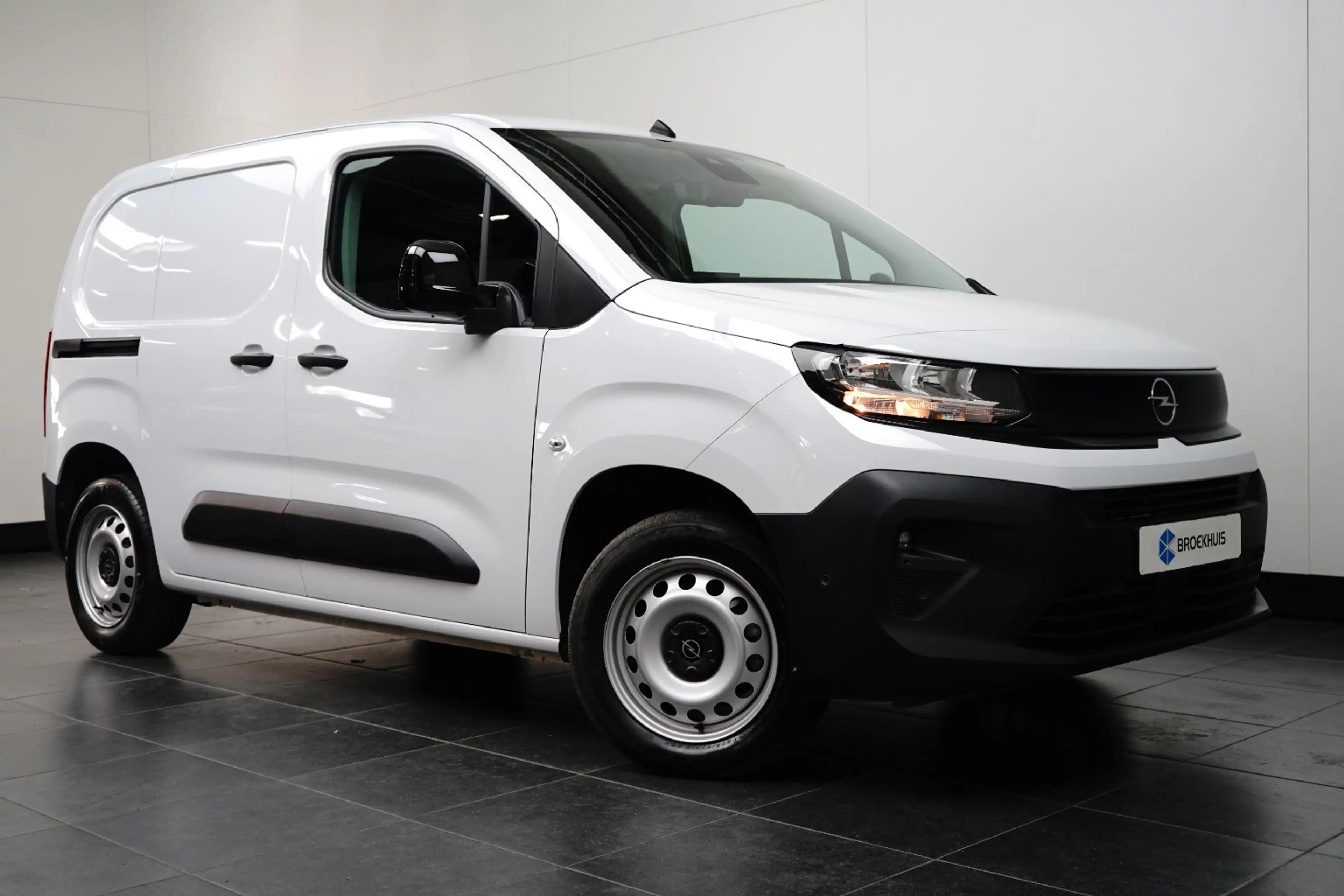 Opel Combo 1.5 BlueHDi 130 EAT8 S&S L1 | Achteruitrijcamera m — photo 2