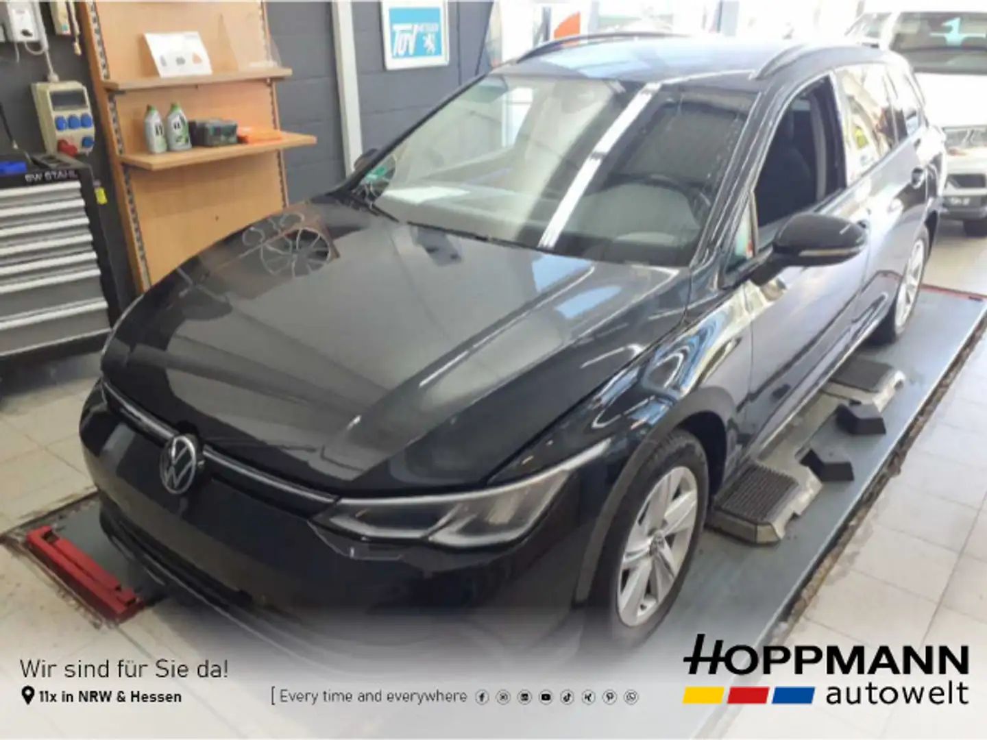 Volkswagen Golf Variant Golf VIII Variant nza 1.0 TSI Life AHK LED Navi Schwarz - 1