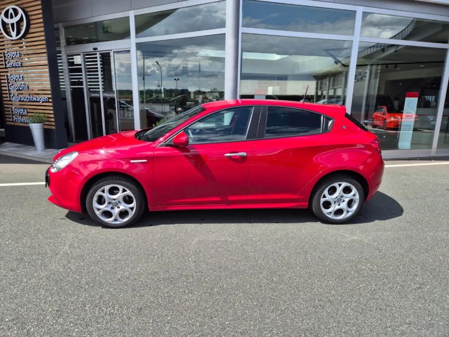 Alfa Romeo Giulietta 1,4 TB *8-Fach*Sitzheizung* Rot - 2
