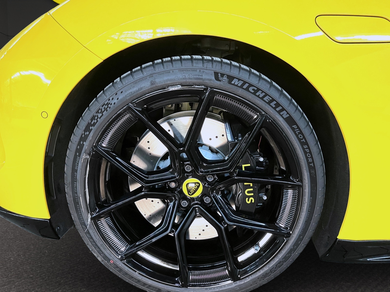 Lotus Emeya S — photo 11
