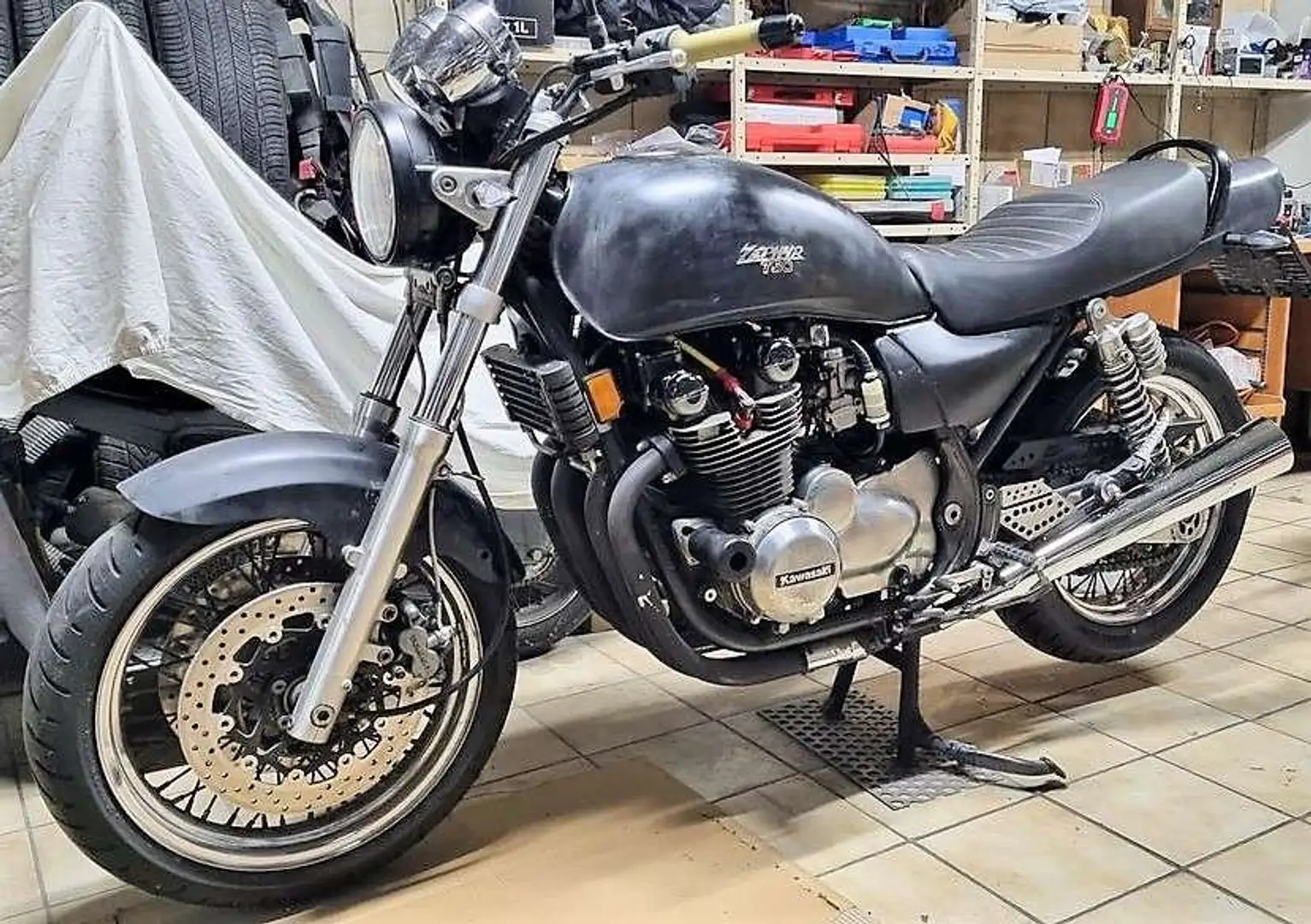 Kawasaki Zephyr 750 ZR 750 C / 750 D1 Naked Bike Noir - 2
