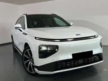 Performance 93 kWh Allradantrieb Elektrisch Automa