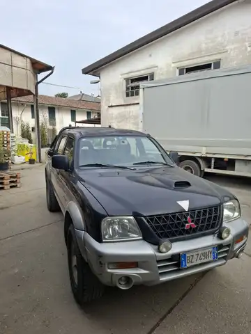 Mitsubishi L200