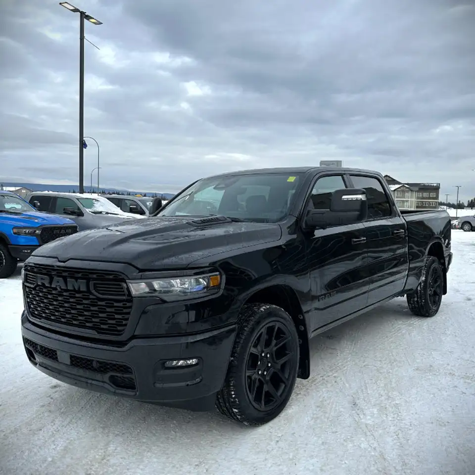 RAM 1500 снимка RAM 1500