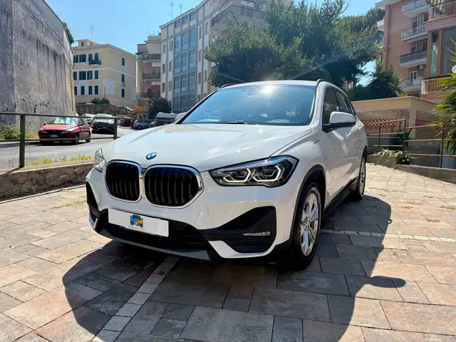 BMW X1 X1 xdrive 25e Business Advantage auto 220 cv
