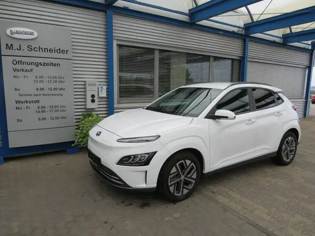 Hyundai Kona main image