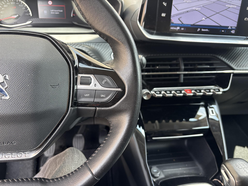 Peugeot 2008 1.2 PureTech Allure Pack | € 7.800,- NETTO! | Airc — photo 11