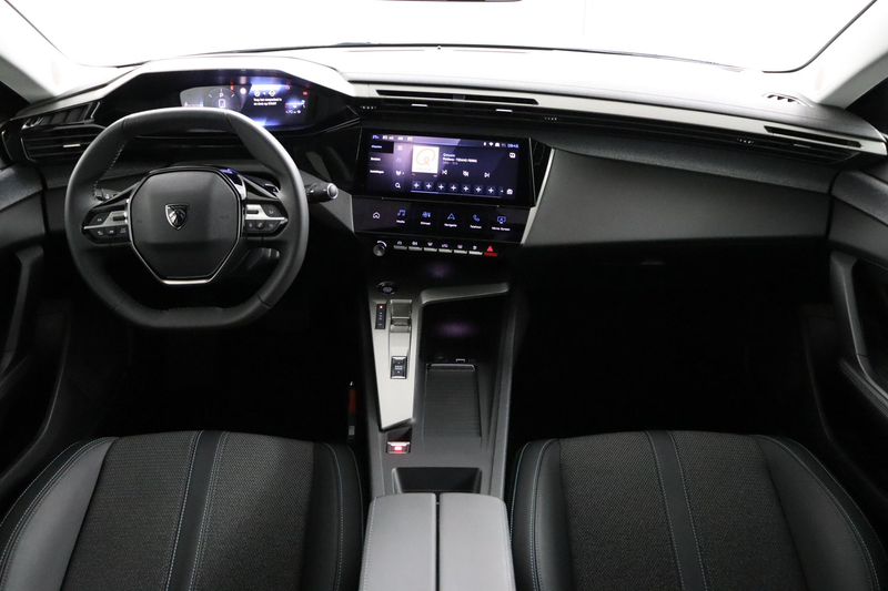 Peugeot 408 1.2 Hybrid 145 e-DCS6 Allure Climate Control | Par — photo 4