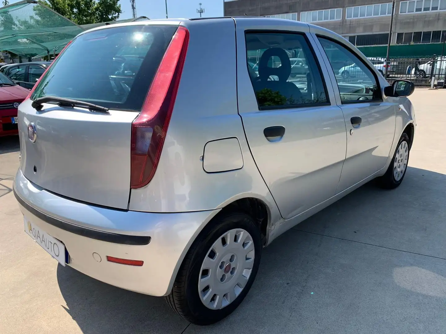 Fiat Punto Classic 1.2 5 porte CLIMA - 2