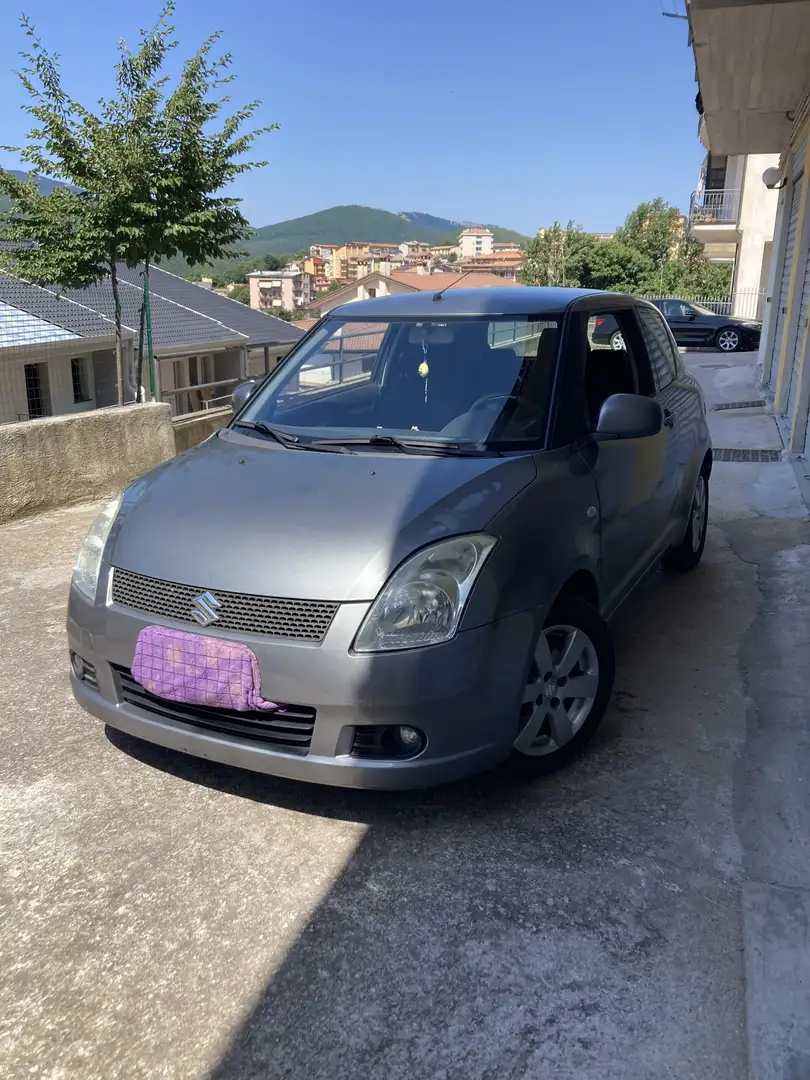 Suzuki Swift 3p 1.3 16v GL - 2