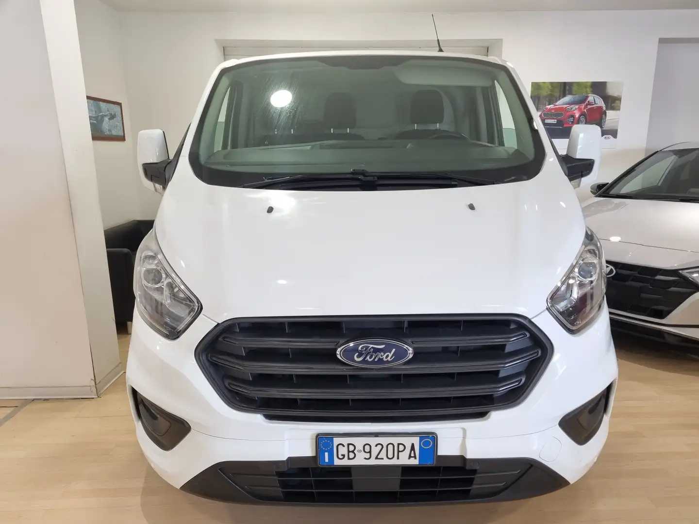 Ford Transit Custom 2.0 130 cv L1H1 Bianco - 2