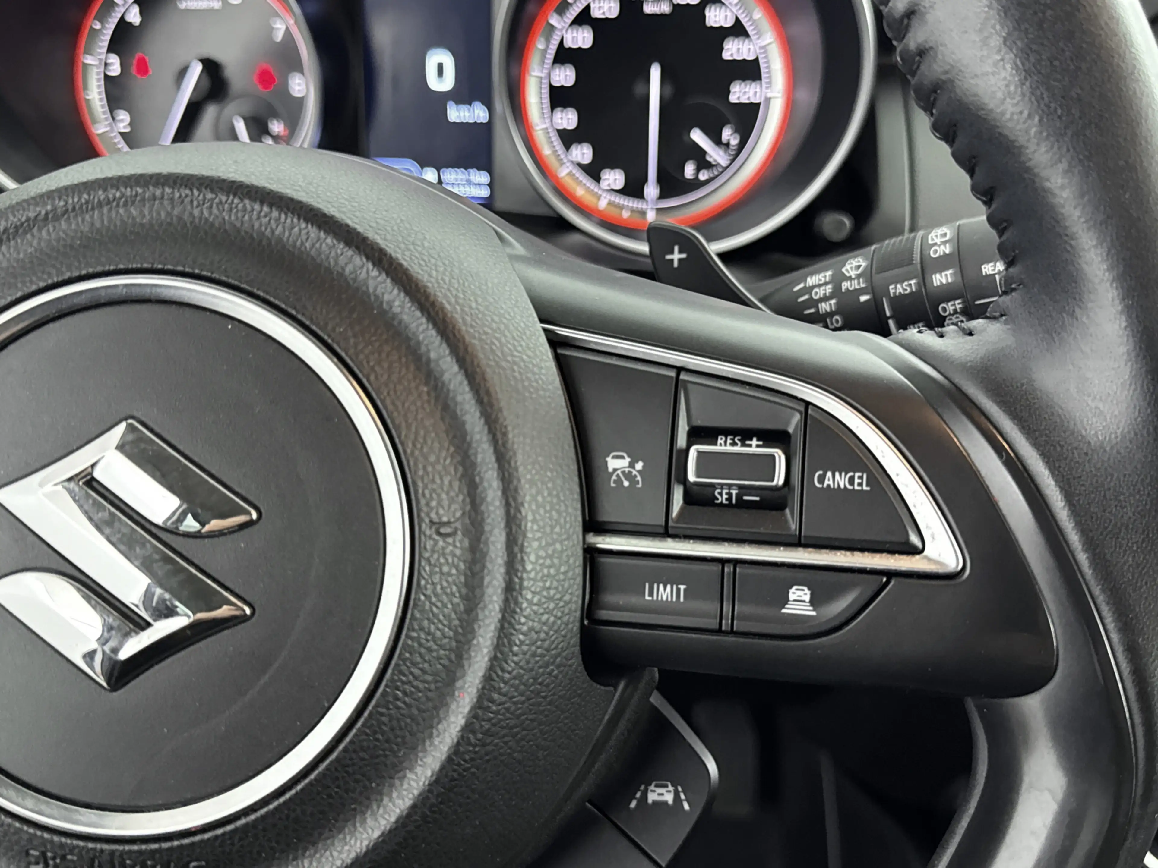 Suzuki Swift 1.2 Style Automaat Smart Hybrid | Stoelverwarming — photo 7