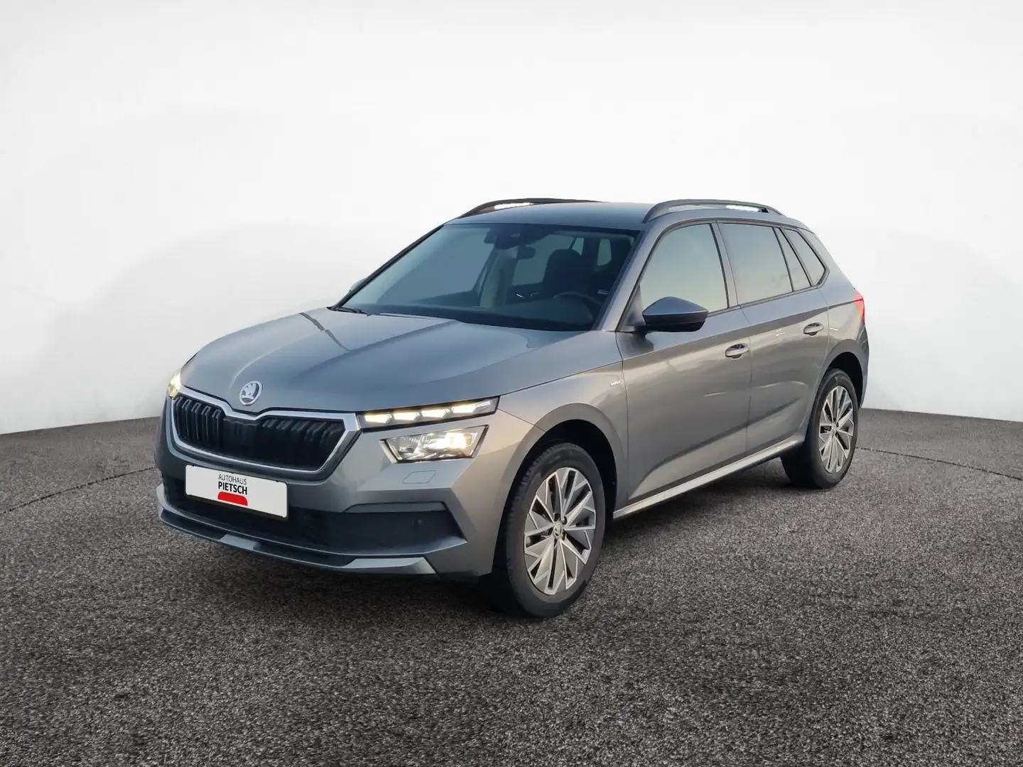 Skoda Kamiq 1.0 TSI Tour Grau - 2
