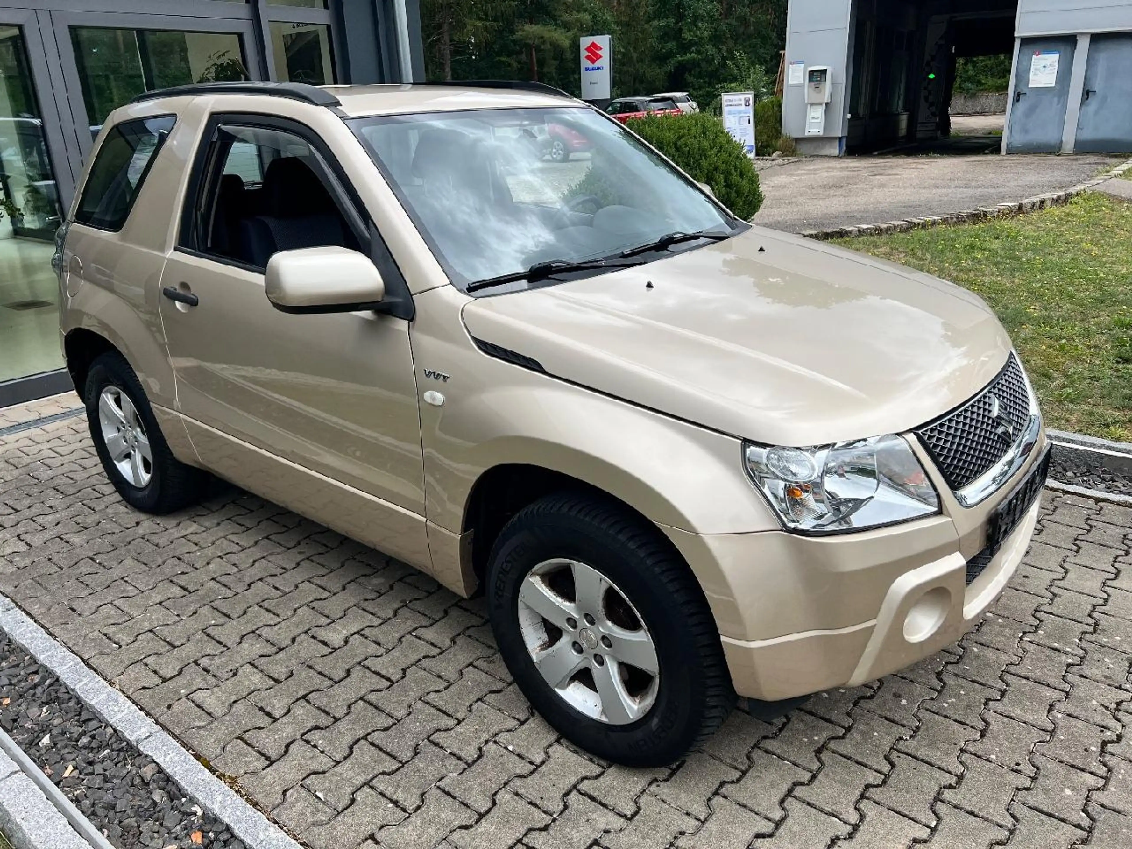 Suzuki Grand Vitara 1.6 Comfort — photo 2