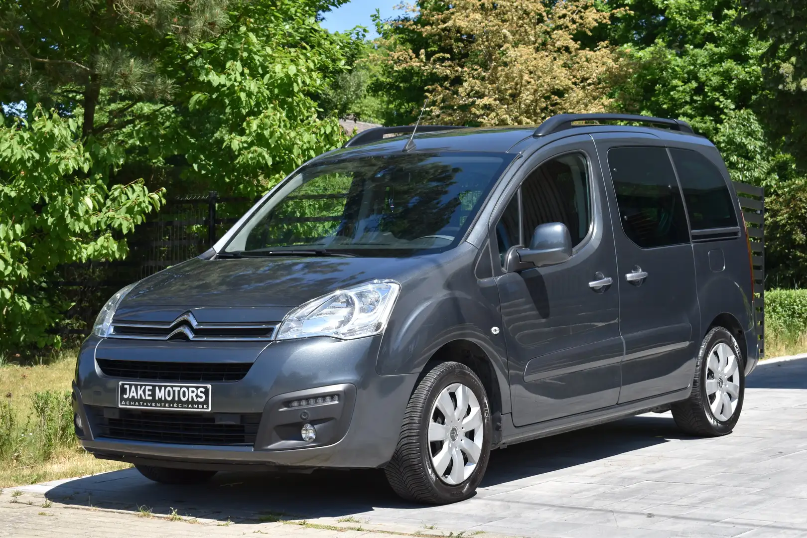 Citroen Berlingo 1.2 XTR S ** GPS ** CAMERA ** GARANTIE ** Gris - 1