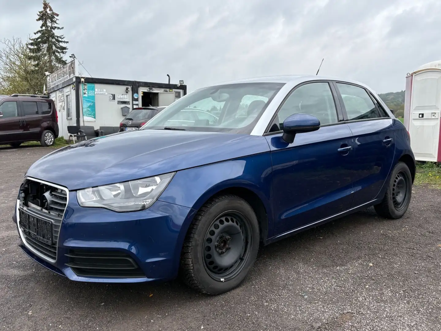 Audi A1 Sportback attraction Navi PDC Klima Euro5 Blau - 1