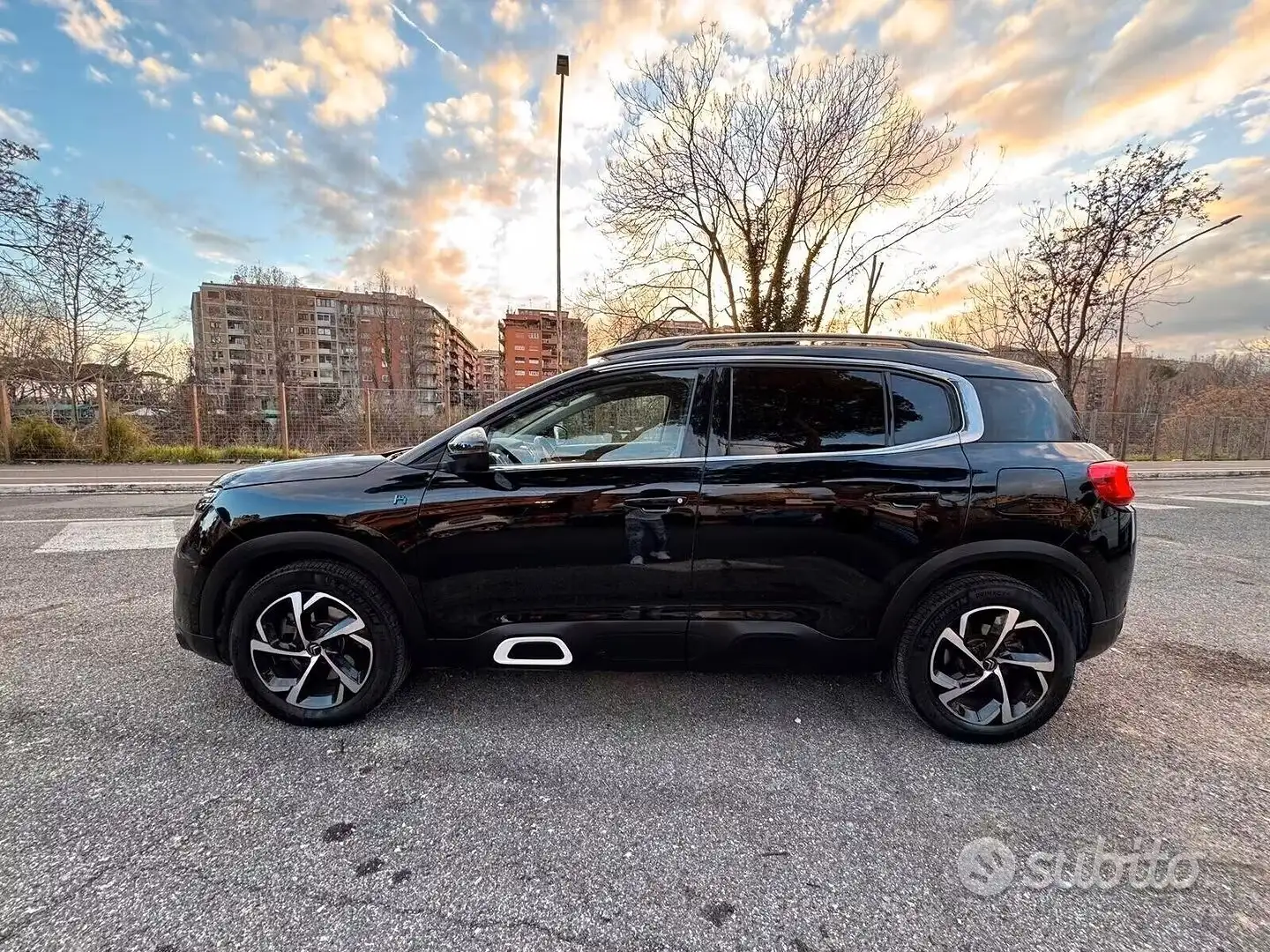 Citroen C5 Aircross 1.6 hybrid phev Shine 225 E-EAT8 Nero - 1