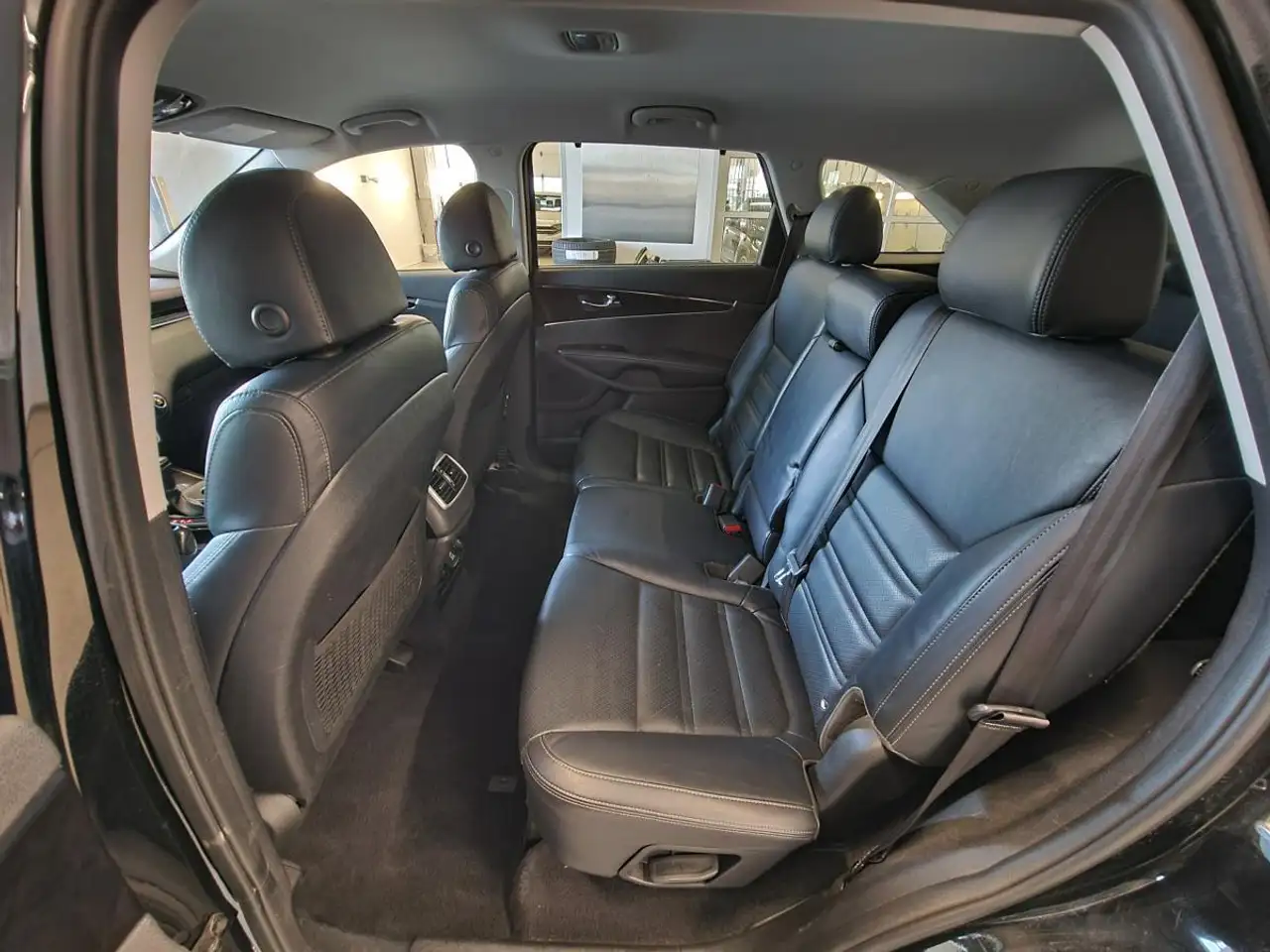 Kia Sorento снимка Kia Sorento