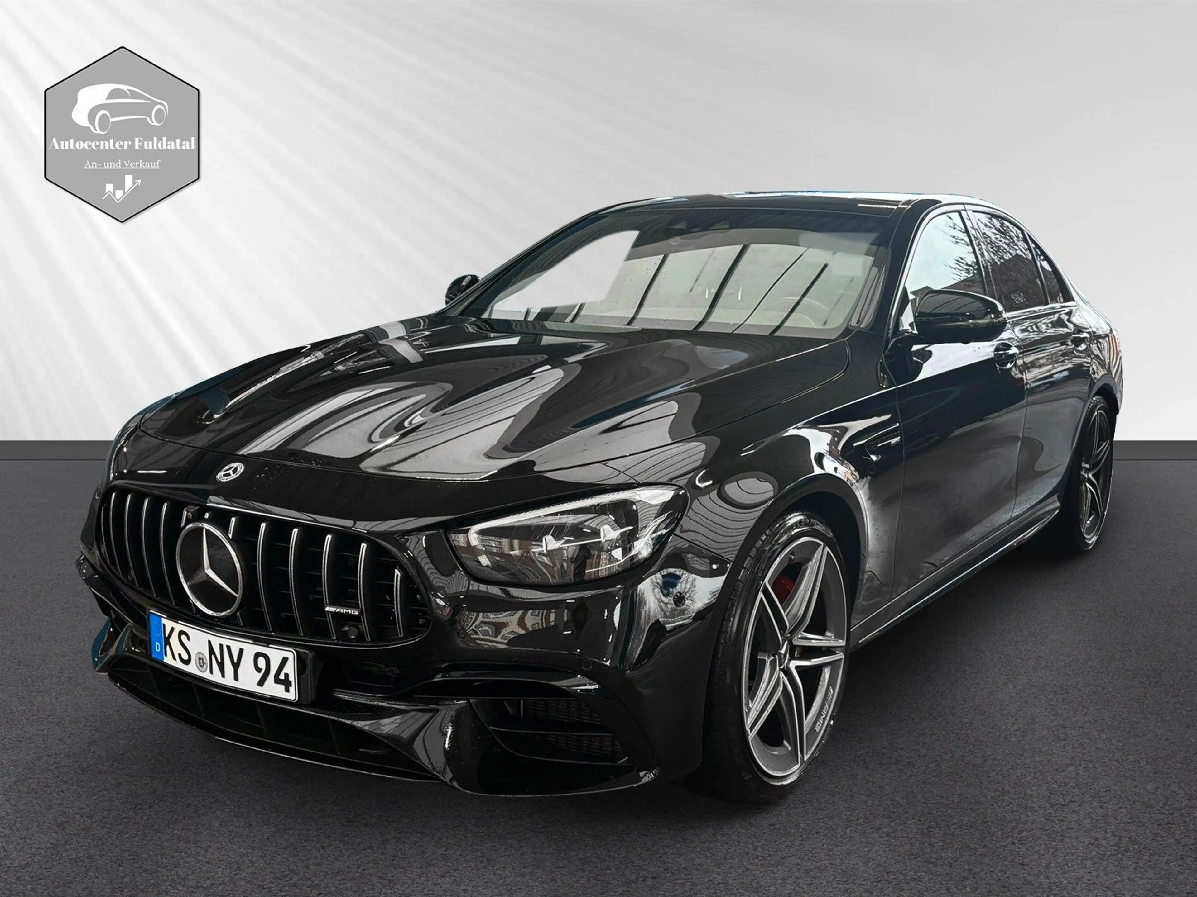 Mercedes-Benz E 63 AMG AMG E 63 S I MB 100 Garantie 2J. I 4x4 I AHK — photo 13