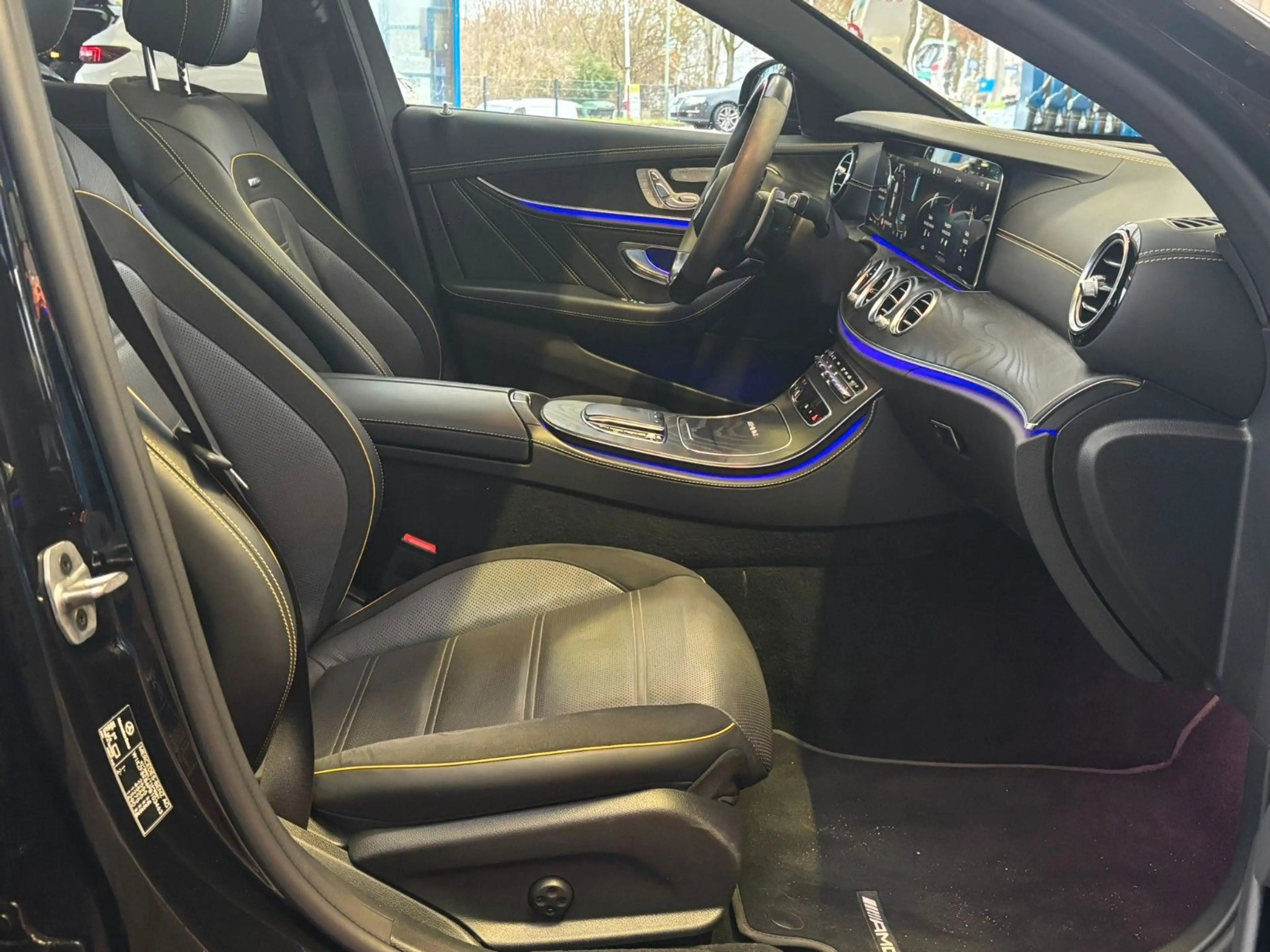 Mercedes-Benz E 63 AMG AMG E 63 S I MB 100 Garantie 2J. I 4x4 I AHK — photo 12