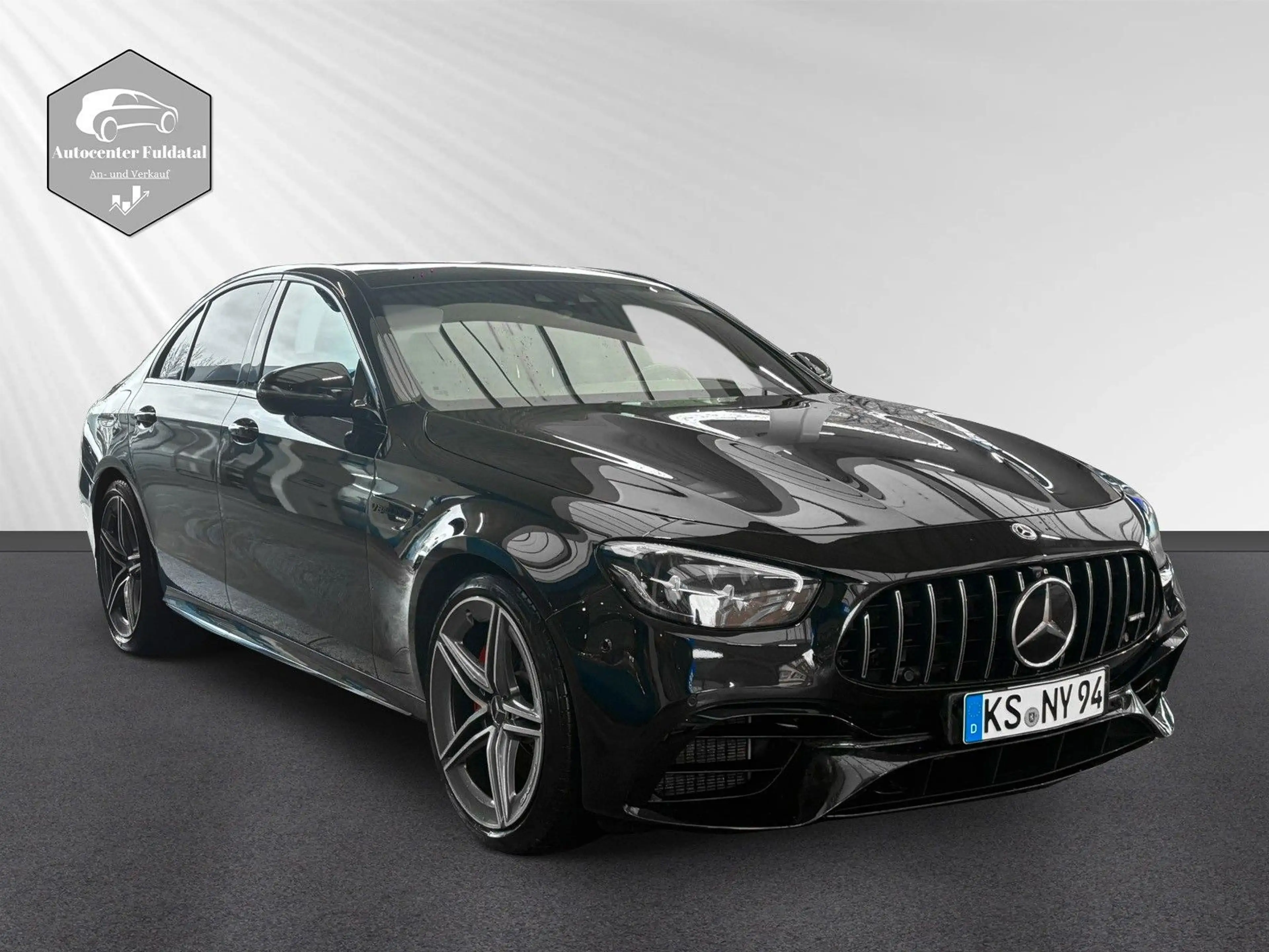Mercedes-Benz E 63 AMG AMG E 63 S I MB 100 Garantie 2J. I 4x4 I AHK