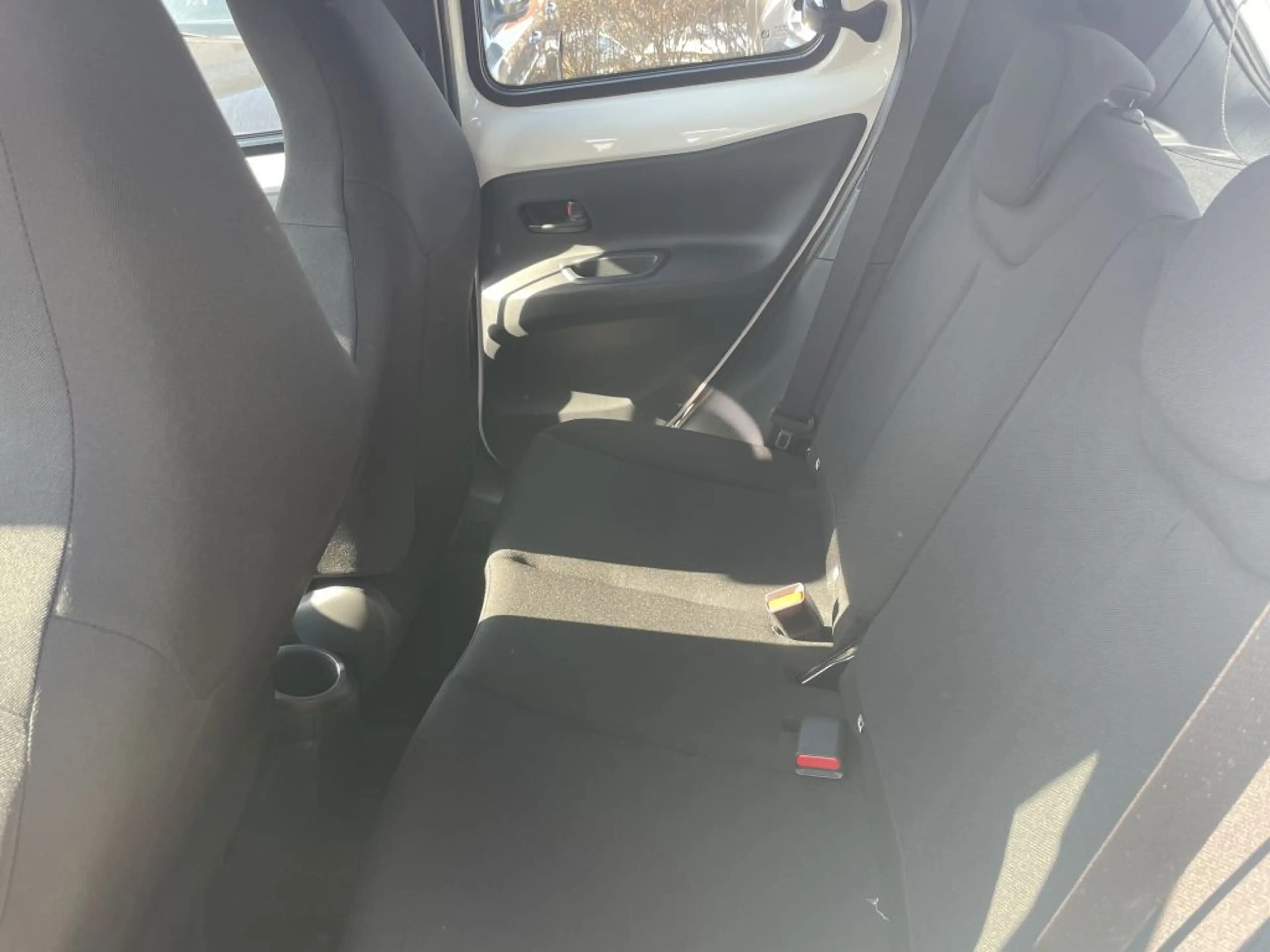 Toyota Aygo X Play — photo 10