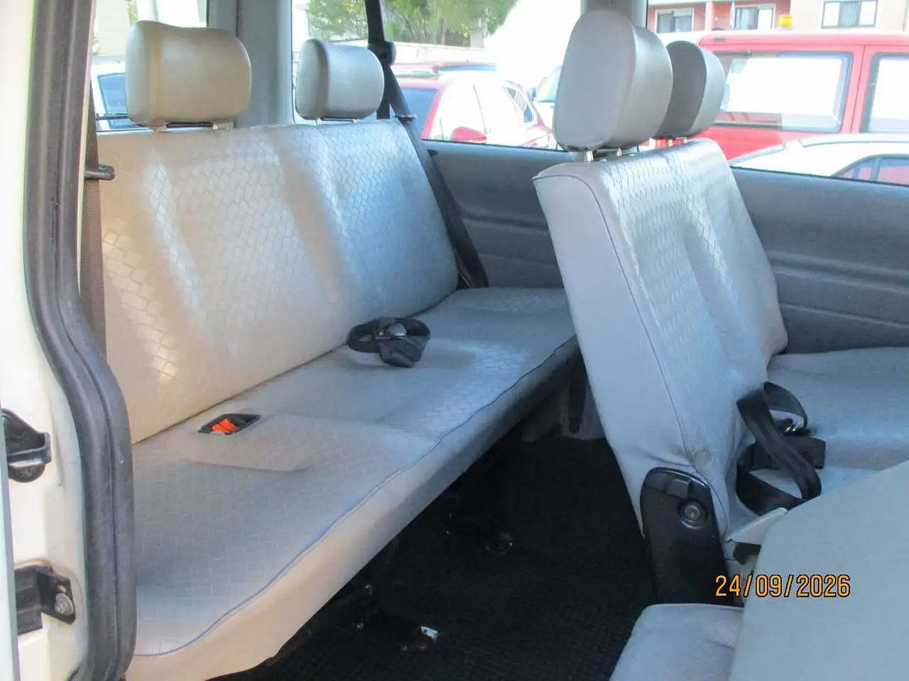Volkswagen T4 Caravelle 2,5TDI, 9 Sitzer, foto 7