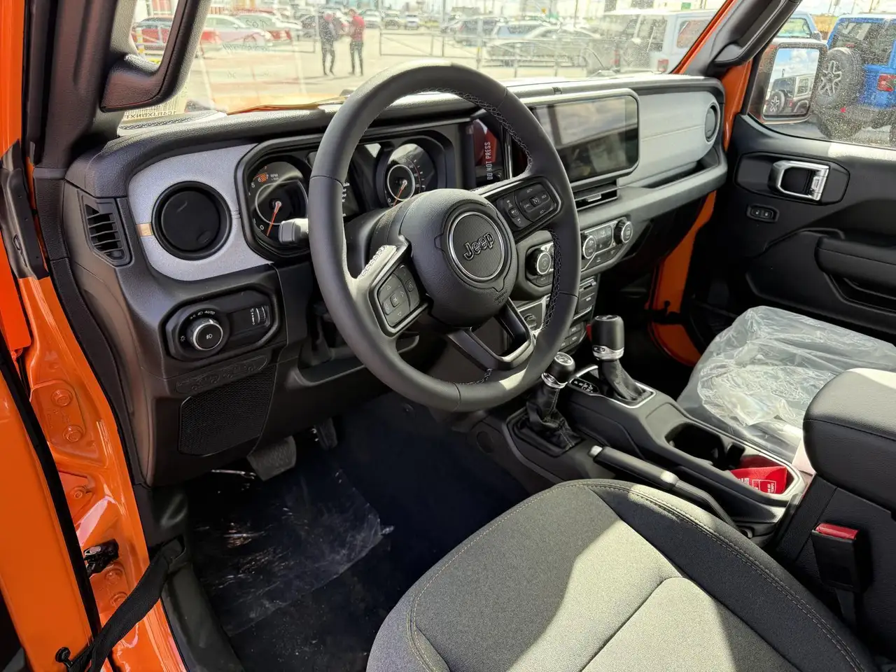 Jeep Wrangler снимка Jeep Wrangler