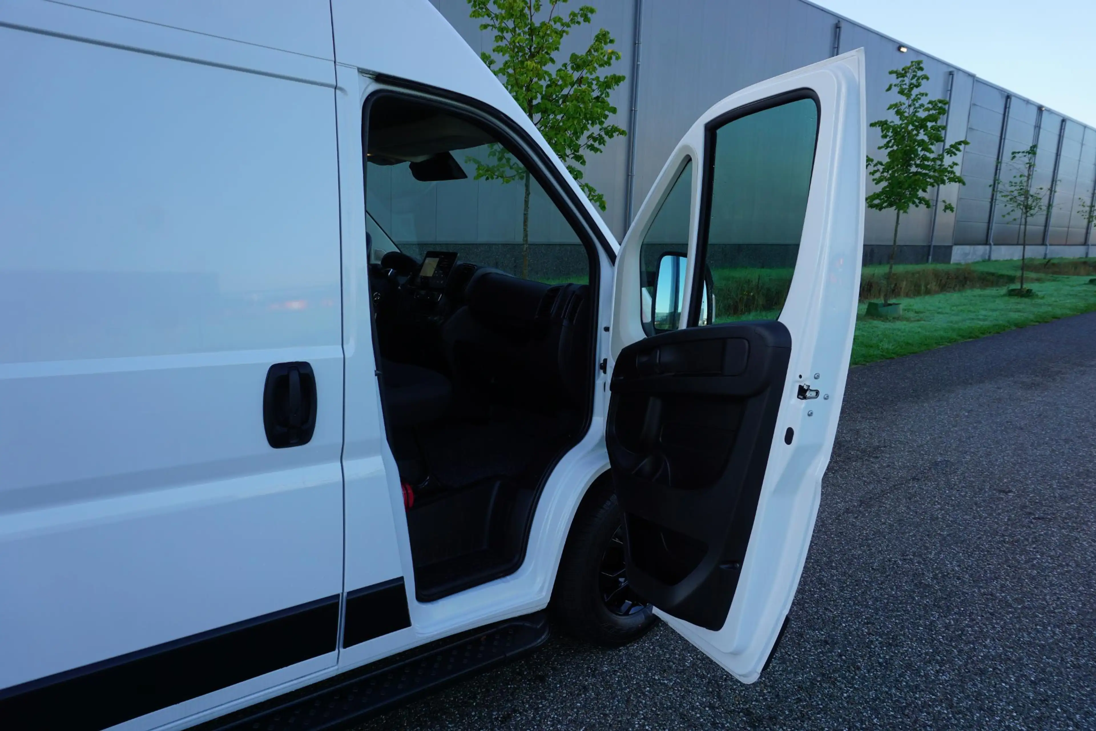 Fiat Ducato 2.2 MultiJet 140 S&S L2H2 3.5t in Nieuwstaat |Mooi — photo 14