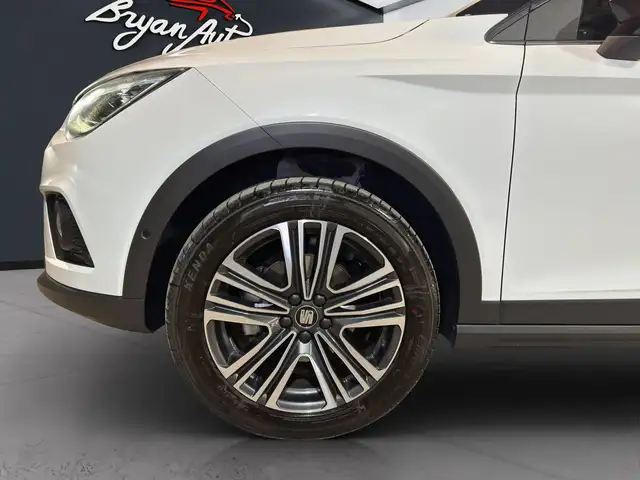 Seat Arona view 15