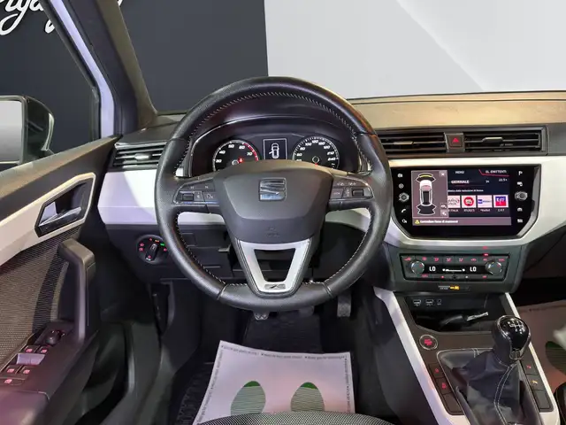 Seat Arona view 9
