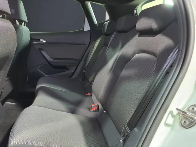 Seat Arona view 14