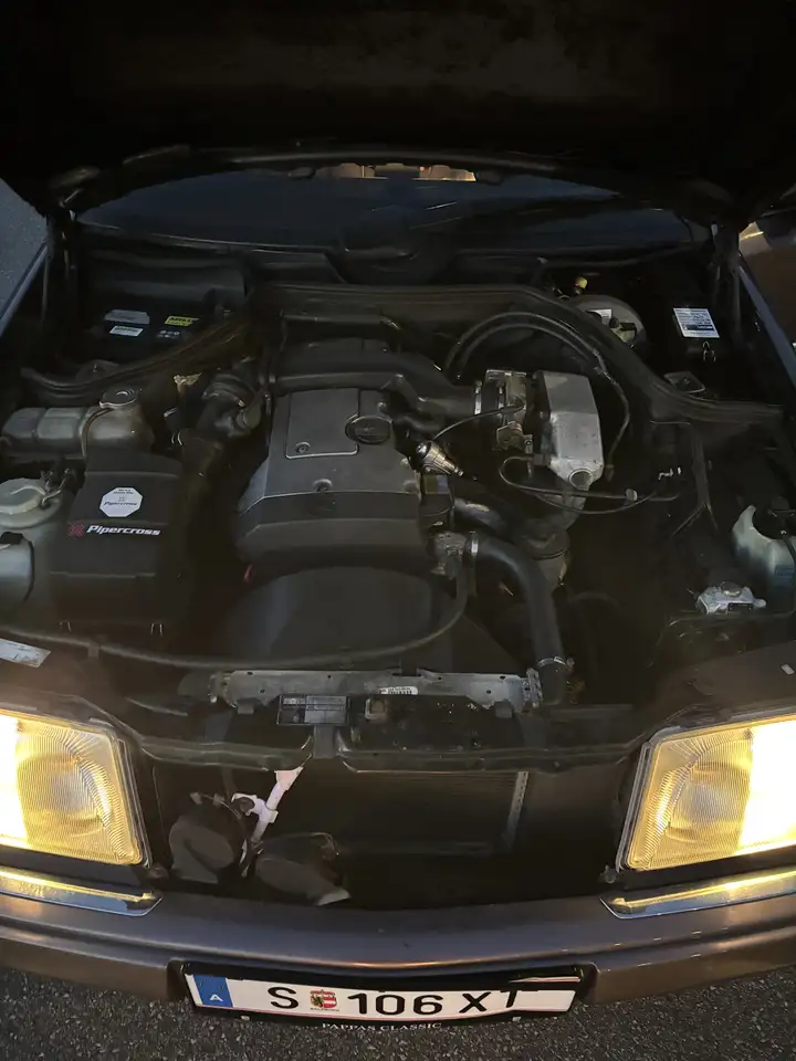 Mercedes-Benz E 220 Coupé, foto 6
