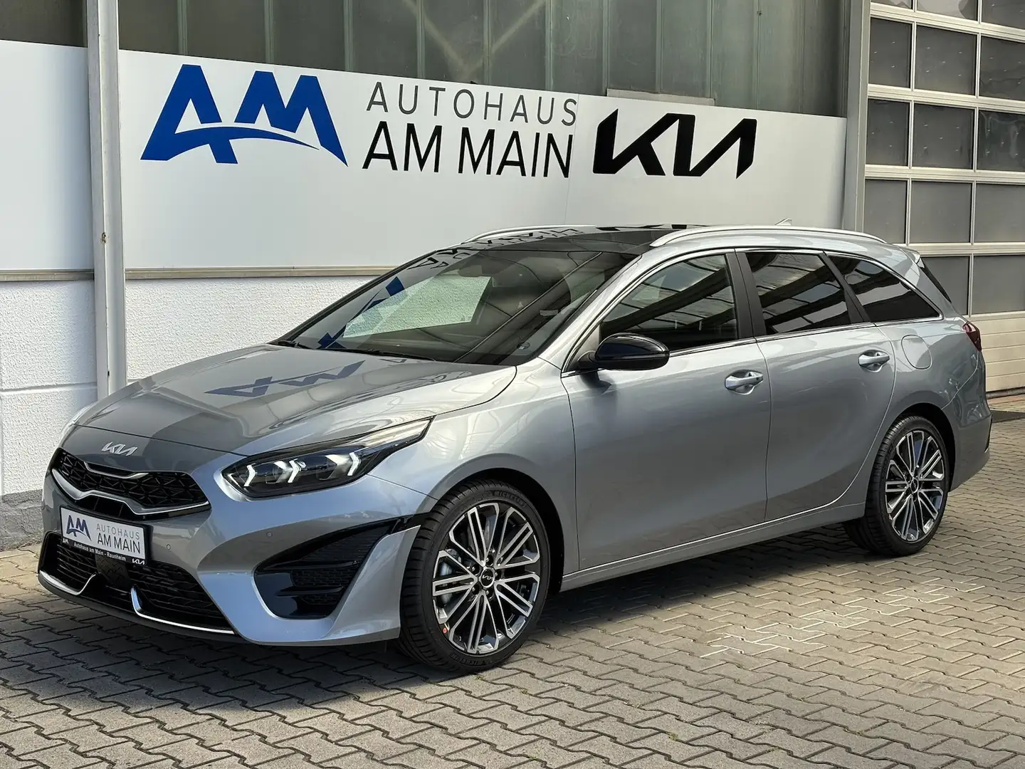 Kia Ceed SW / cee'd SW 1.5T DCT GT LINE | TEC | GD | LED | 18Z Grigio - 2