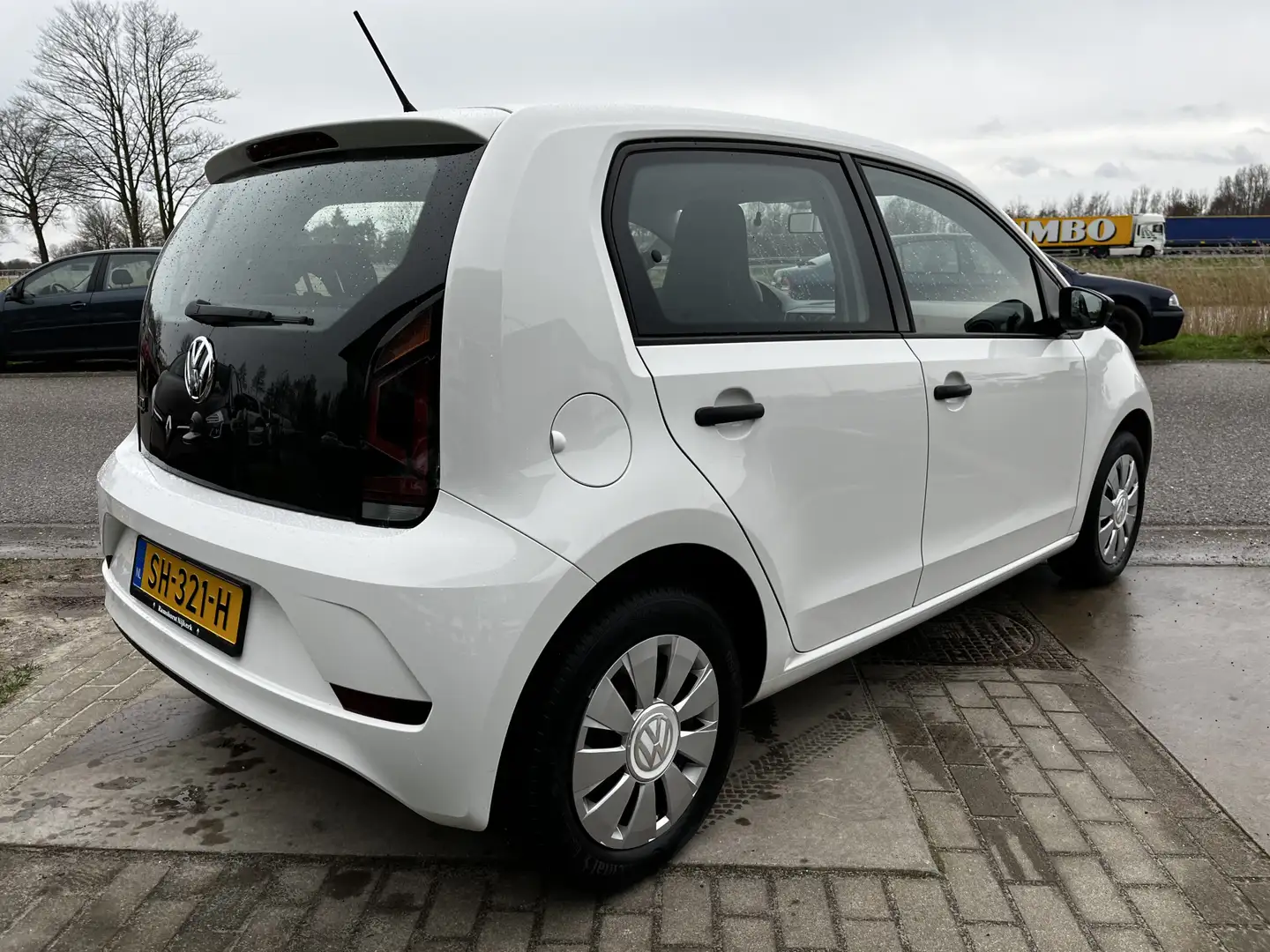 Volkswagen up! 1.0 BMT take up! / 1e eigenaar / Airco / Elek Rame Wit - 2