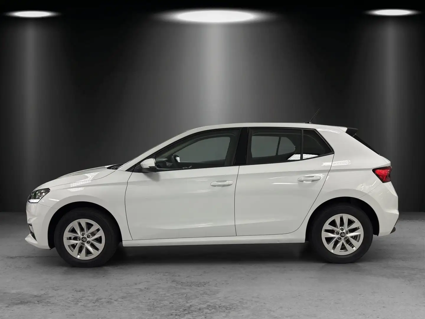 Skoda Fabia Essence 1,0 TSI 70 kW Weiß - 2