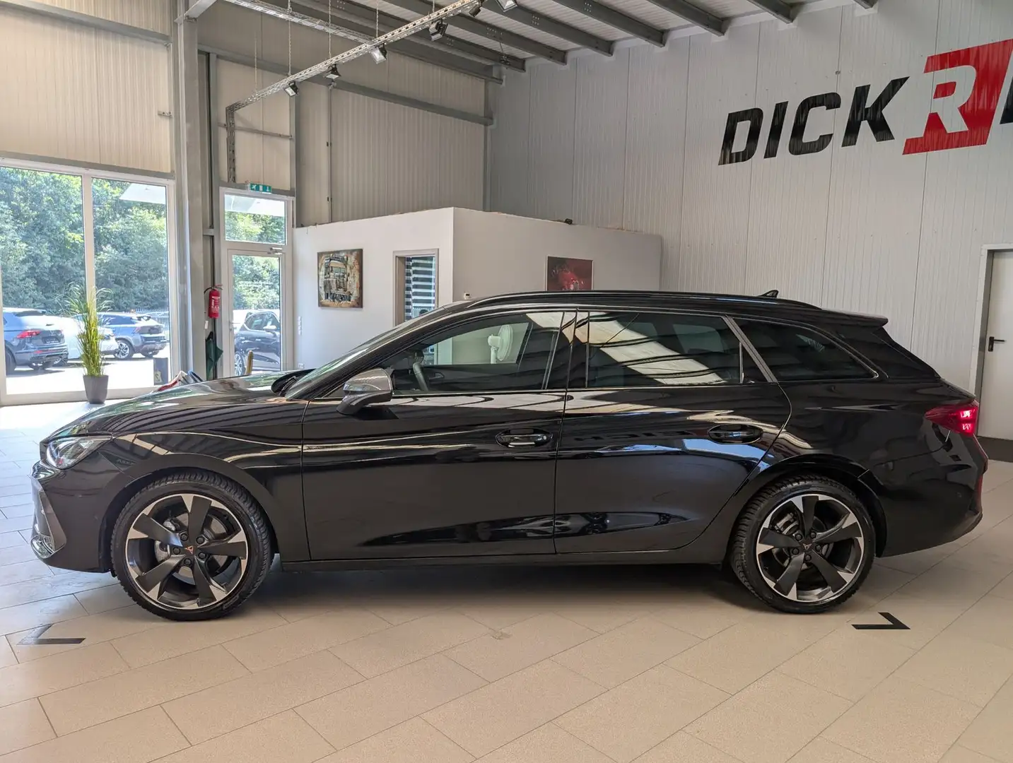 CUPRA Leon ST 1.5 eTSI Dynamic-Edge-Paket Memory ACC Schwarz - 2