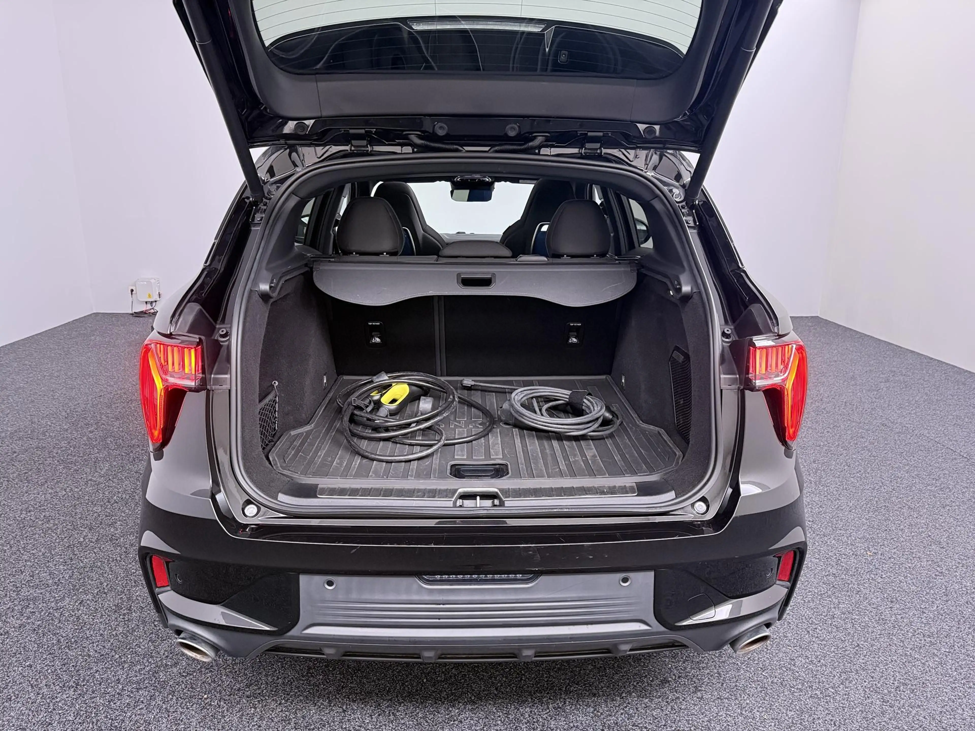 Lynk & Co 01 1.5 PHEV Black Edition Donkere hemel ACC | Pano | — photo 13