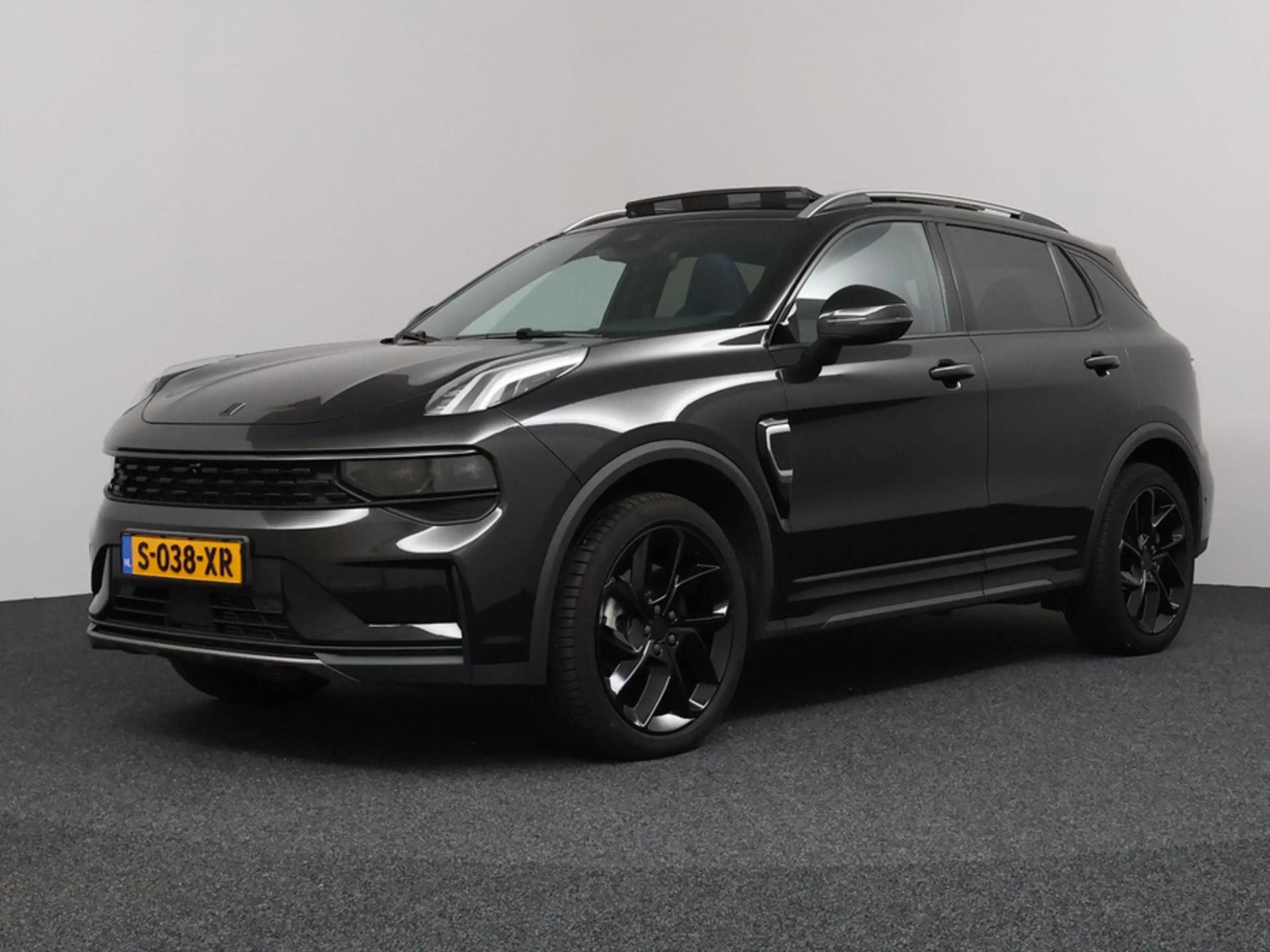Lynk & Co 01 1.5 PHEV Black Edition Donkere hemel ACC | Pano | — photo 43