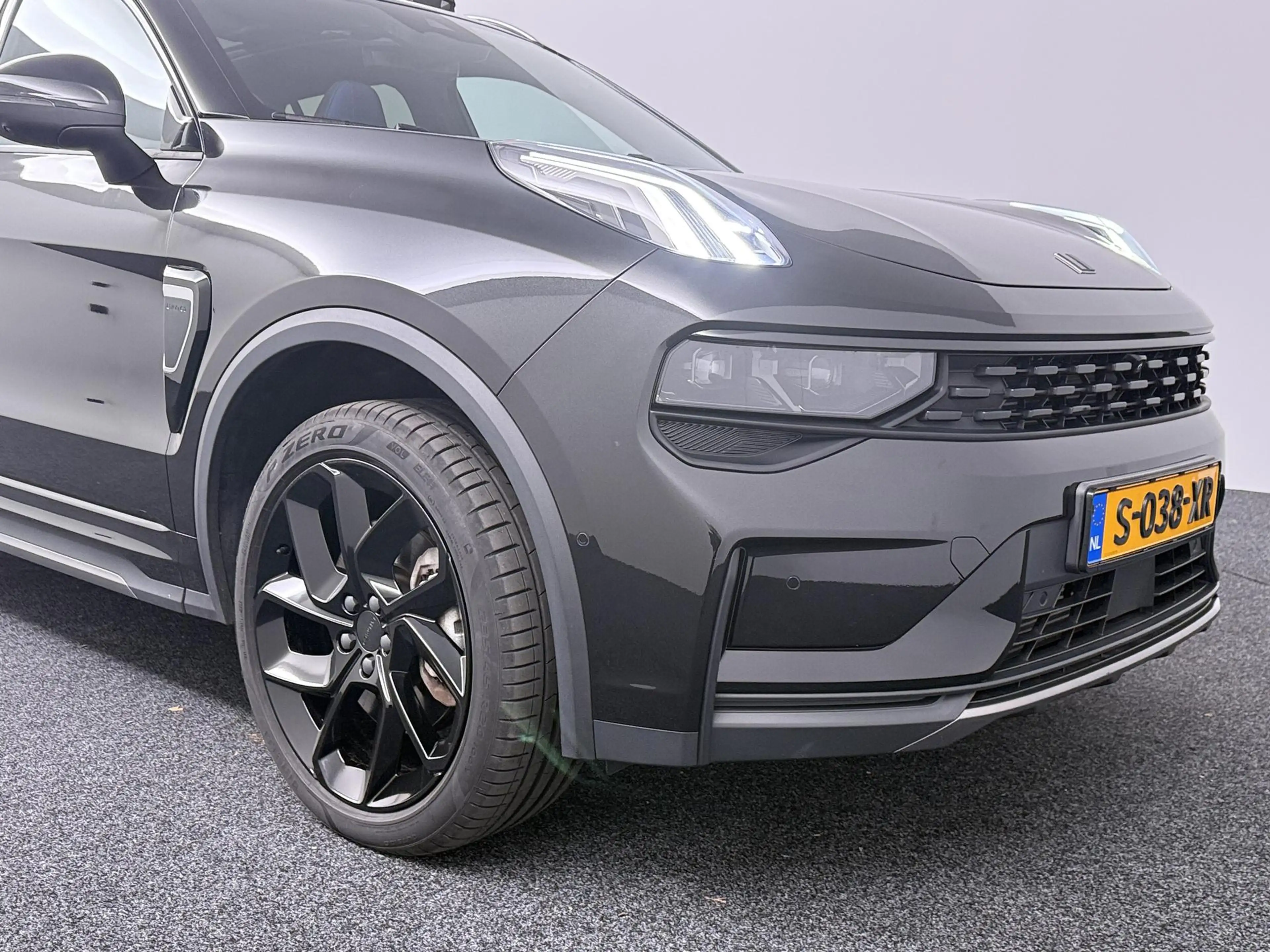Lynk & Co 01 1.5 PHEV Black Edition Donkere hemel ACC | Pano | — photo 39