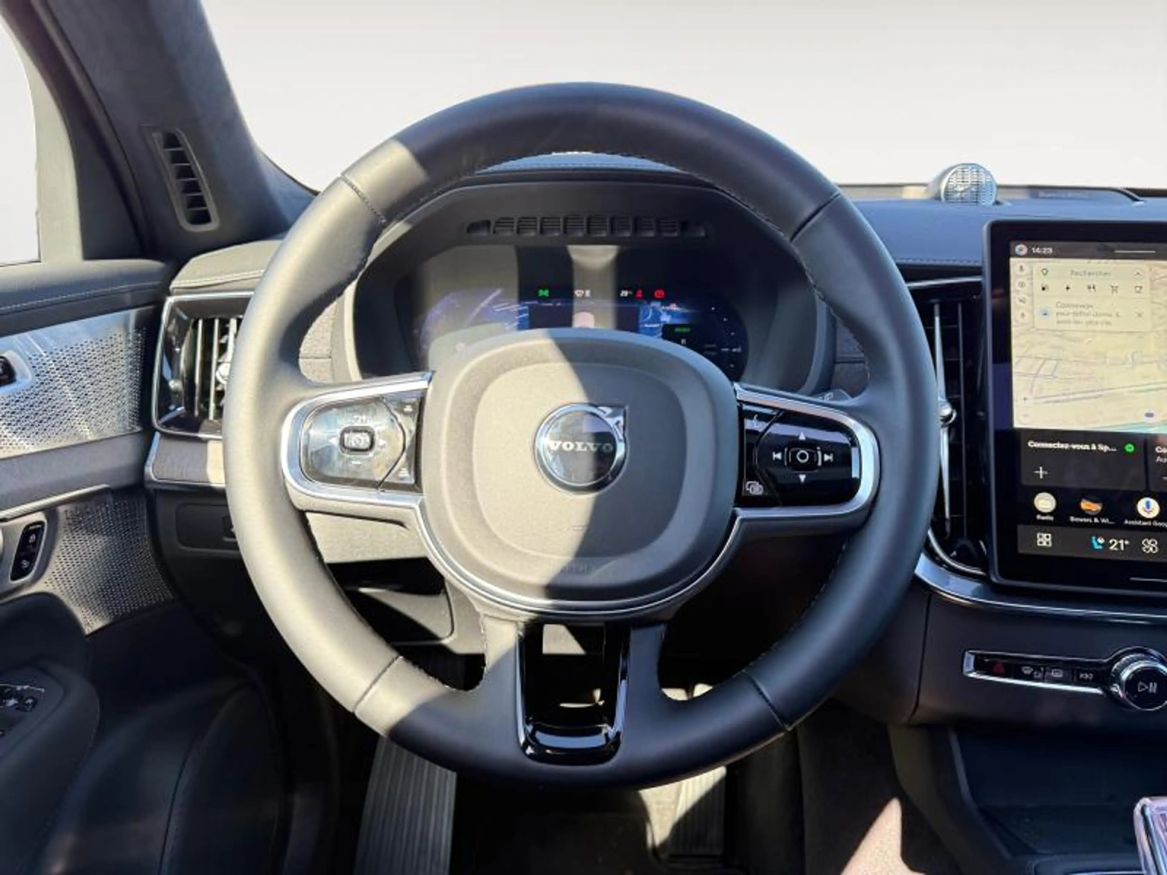 Volvo XC90 T8 Ultra Dark AWD / Hybride 2027 — photo 12