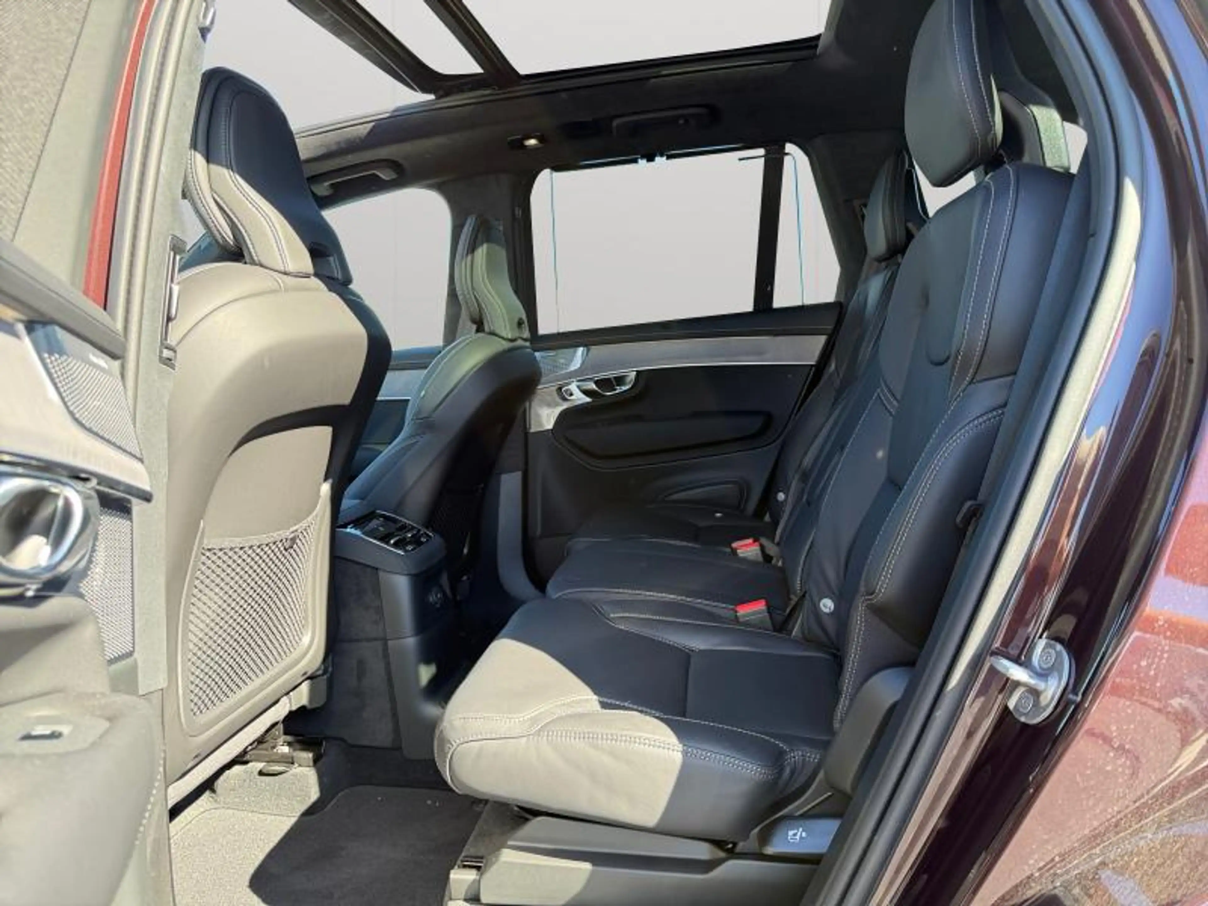 Volvo XC90 T8 Ultra Dark AWD / Hybride 2027 — photo 13