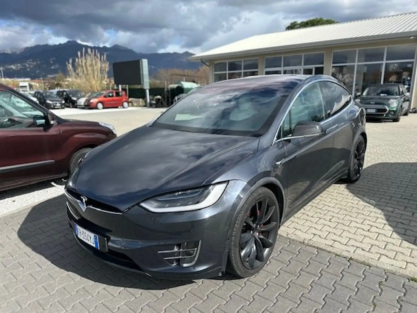 Tesla Model X Model X P100 X PERFORMANCE Grey - 1