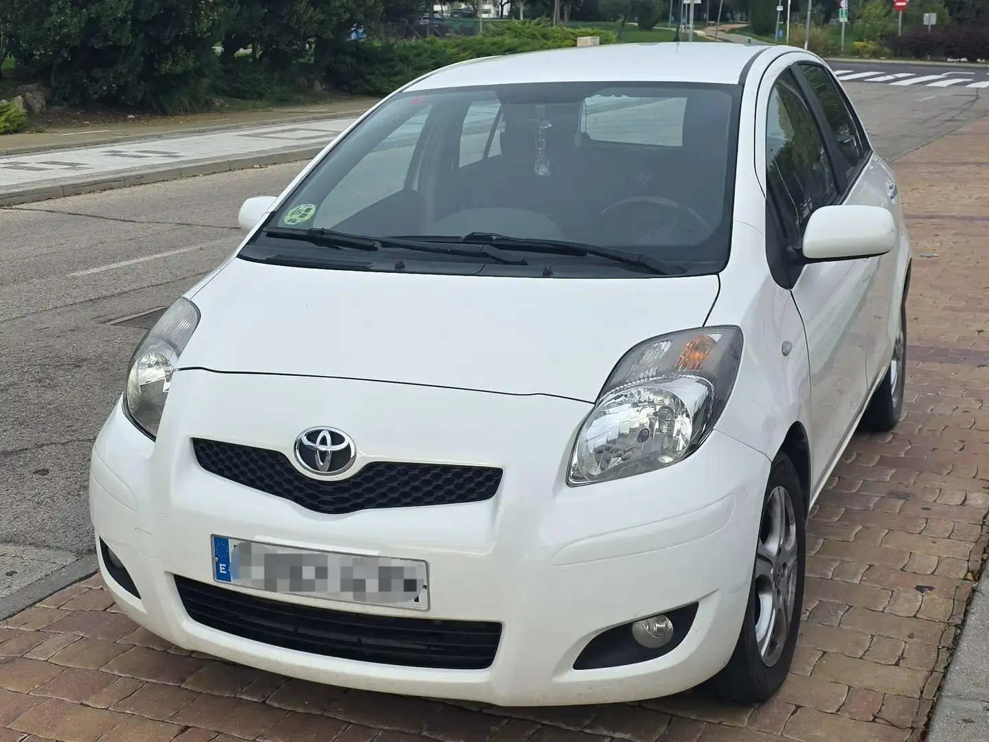 Toyota Yaris Yaris 1.4D-4D TS TS Blanco - 1